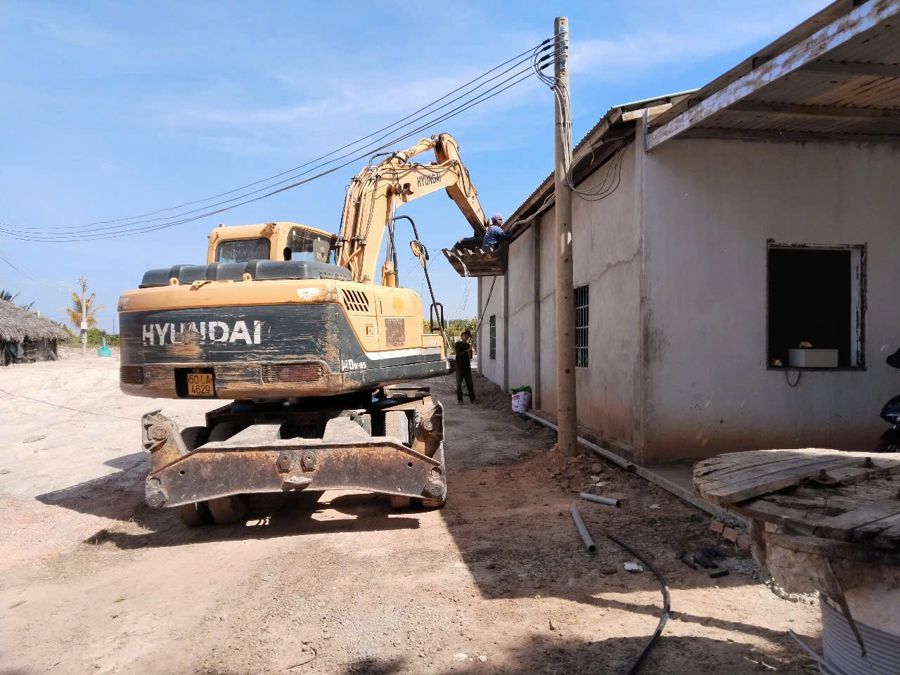 CHO THUÊ XE ĐỘNG CƠ